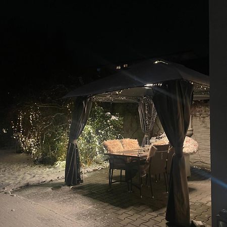 Alia House With Garden In Piestany Villa Dış mekan fotoğraf