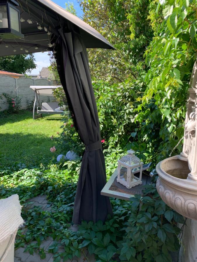 Alia House With Garden In Piestany Villa Dış mekan fotoğraf